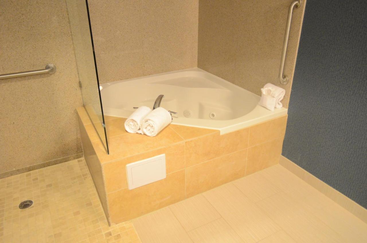 Holiday Inn Houston East-Channelview By Ihg Oda fotoğraf